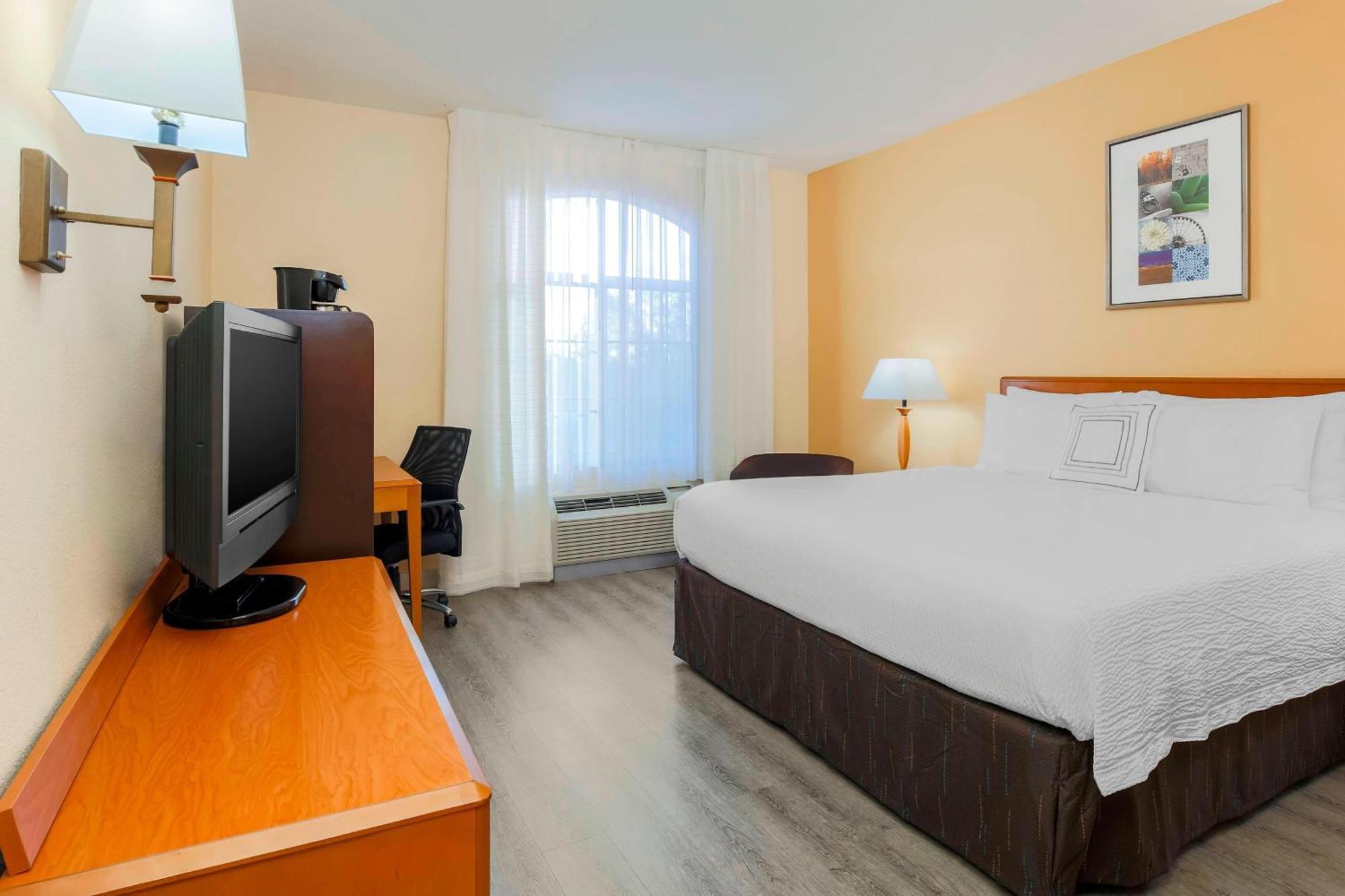 Fairfield Inn & Suites Темекула Экстерьер фото